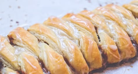 Diy Butter Braid, Butter Braid Recipe Puff Pastries, Braided Pastry Recipes, Cinnamon Roll Braided Bread, Homemade Butter Braid, Braided Cinnamon Bread, Cinnamon Butter Braid Recipe, Butter Braid Recipe, Butter Braids Recipe