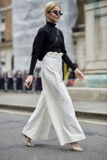 Woman In Black, Straight Cut Jeans, Lodge Style, London Street Style, Looks Street Style, Street Style Trends, Fashion Icons, Outfit Look, Fashion Weeks