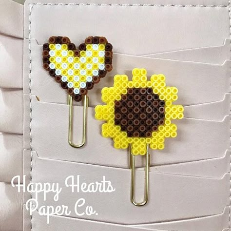 Brighten up your day with this cute spring planner Clip duo!  Add some Spring Time goodness to you day with these adorable bumblebee planner clips/ bookmarks!   Check out Happy Hearts Paper Co. on Facebook, Instagram, and Etsy for more fun planner ideas and Perler bead planner accessories and bookmarks.   Office decor, stationery, desk decor, travelers notebook, Happy Planner, planner addict, planner girl, sunflower, garden Travel Decor Ideas, Perler Bead Designs, Perler Beads Ideas, Stationery Desk, Easy Perler Bead Patterns, Melty Bead Patterns, Pearl Beads Pattern, Fuse Bead Patterns, Hama Beads Design