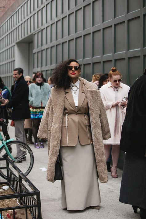 Plus Size Street Style, Nyfw Style, Nyfw Street Style, Plus Size Winter, Moda Plus, Street Style Inspiration, Fashion Gallery, Fashion Week Street Style, Curvy Outfits