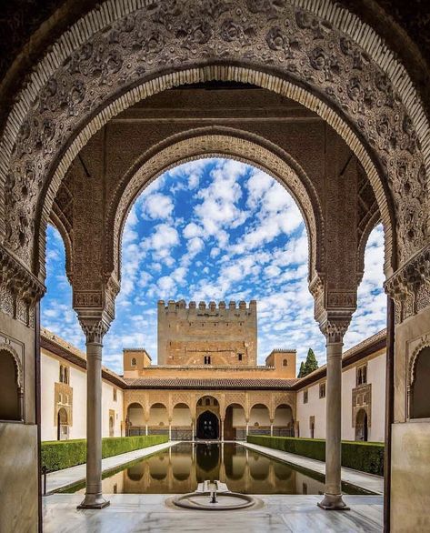 Alhambra Spain, Alhambra Palace, Alhambra Granada, Spain Vacation, Al Andalus, Granada Spain, Need A Vacation, Islamic Architecture, Andalusia