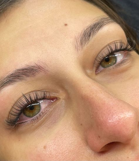 Angel set lashes Super Light Lash Extensions, Subtle Classic Lash Extensions, Lash Extensions Styles Simple, Light Eyelashes Extensions, Subtle Eyelash Extensions Natural, Cute Natural Eyelash Extensions, Lash Extensions Minimal, Spiky Classic Lash Extensions, Soft Wispy Eyelash Extensions