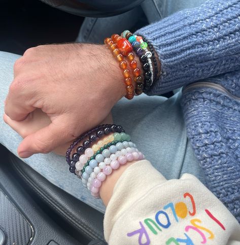 Feeling so much joy and vitality with carnelian and lapis lazuli! ☀️💙 featuring our new Manifestation Amulet, Joy and Vitality Bracelet and our Chakra Energy and Alignment Bracelet 🌈✨ Diy Wire Earrings, Chakra Energy, Wire Earrings, Lapis Lazuli, Chakra, Energy, Bracelet, Crystals, Feelings