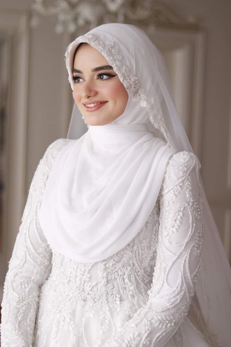 Muslimah Wedding Dress Simple, Egypt Wedding Dress, Veil Wedding Hijab, Veiled Dresses, Egypt Wedding, Muslim Wedding Dress Hijab Bride, Pride Dress, Wedding Dress Hijab, Wedding Hijab Styles