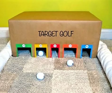 DIY mini golf set Home Games For Kids, School Carnival Games, Diy Carnival Games, Fall Party Games, Diy Cardboard Toys, Carnival Games For Kids, Diy Kids Games, Indoor Games For Kids, Outdoor Games For Kids