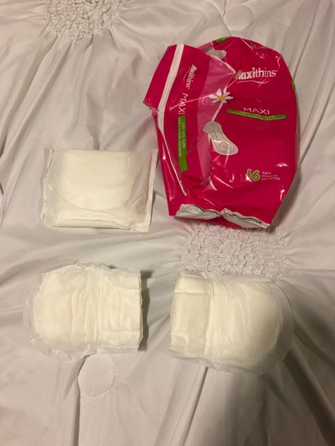 The disposable breastfeeding pads were more comfortable than the washable ones but buying them all the times starts to add up $ so I bought dollar store pads and cut them in half and use them as breastfeeding pads! Always Pads, Maxi Pad, Estilo Country, Best Poses For Pictures, Poses For Pictures, The Times, Dollar Stores, Collage, Pins