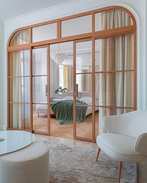 Window Partition Wall, Door Separator Ideas, Arched Room Divider, Interior Glass Walls In House, Interior Glass Doors Ideas, Mirror Partition, Bauhaus Interior Design, French Doors Living Room, Pantry Door Ideas