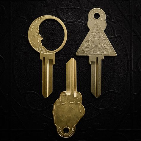 These key blanks from jeweler Erica Weiner are easily the best I’ve ever seen. Choose from three designs – Good... Cute Keys Aesthetic, Key Blanks, Unique Key, Weiners, Up House, Key Design, Humble Abode, Housewarming Gifts, Home N Decor