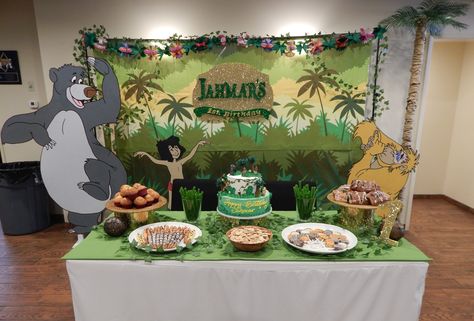 Jungle book theme birthday party. Handmade standups of characters available to rent or for sale. The Jungle Book Party, Jungle Book Birthday Party Decorations, Book Theme Birthday Party, Jungle Book Theme, Book Theme Birthday, Book Baby Shower Decorations, Jungle Book Birthday Party, Jungle Book Cake, Movie Birthday Theme