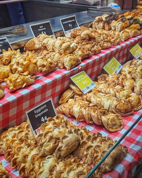 If there's a food market, you betcha I'll find it 🥭🫒🐙🥟🍉🥐🍓 Barcelona adventures continue at Mercat de la Boqueria. Brb, eating only empanadas and pulpo. ✨ FOLLOW ME @zoiesfoodjournal for more Euro trip 2024 📍 Barcelona, Spain 🍓 Mercat de la Boqueria #barcelonafood #barcelonacity #españatrip #virgincruises #europecruise #zoiesfoodjournal #spanishtapasbar #mercatdiboqueria Virgin Cruises, Barcelona Food, La Boqueria, Cruise Europe, Spanish Tapas, Tomato Mozzarella, Barcelona City, Food Market, Barcelona Spain