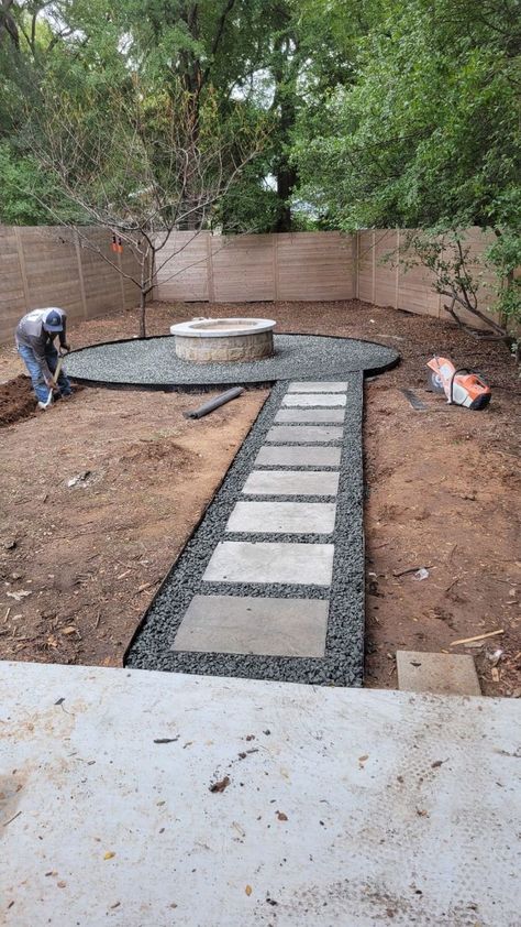 Black star gravel & charcoal leuder  pathway  firepit with  seating area in Austin TX Black Star Gravel, Deck Piscina, Beautiful Landscaping, Diy Backyard Patio, Underneath Hair, Outdoor Paradise, Backyard Renovations, Backyard Remodel, Fire Pit Area