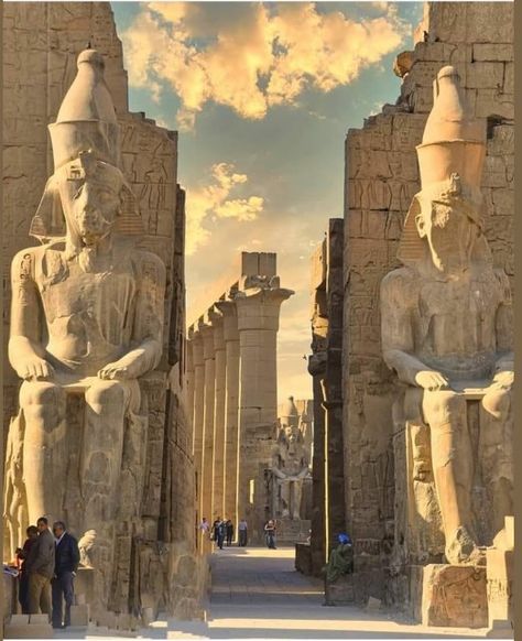 Luxor Aesthetic, Around The World Aesthetic, Egypt Landmarks, Starověký Egypt, Egypt Aesthetic, Ancient Egypt Art, Egypt History, Egypt Art, Egypt Travel