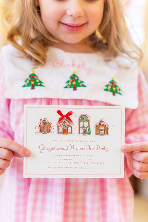 Gingerbread Girl Cookie, Pink Cake Stand, Mini Gingerbread House, Christmas Tea Party, Gingerbread House Parties, Gingerbread Party, Popular Candy, Unique Holiday Cards, Decorating Party