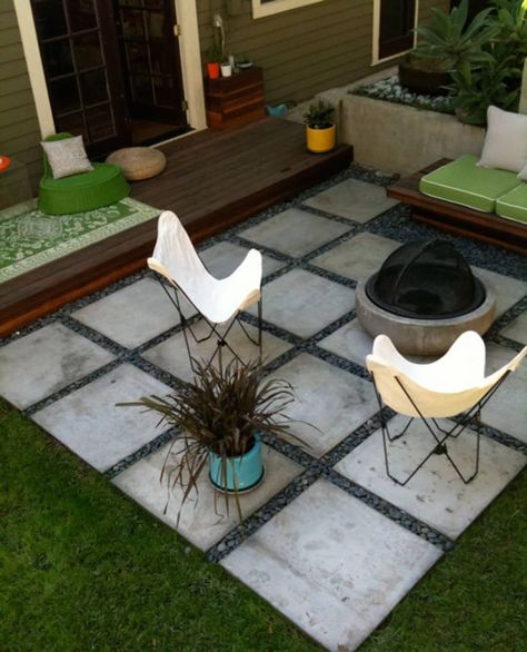 Backyard Apartment, Inexpensive Patio, Diy Patio Ideas, Easy Patio, Small Outdoor Patios, Pavers Backyard, Cement Patio, Cheap Patio, Budget Patio