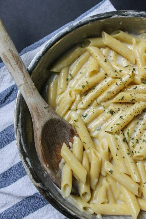 Herb Cream Sauce, Chicken Coconut Milk, Milk Ideas, Alfredo Sauce Easy, Simple Sweets, Chicken Coconut, Cream Sauce Pasta, Vegan Alfredo, Cream Pasta