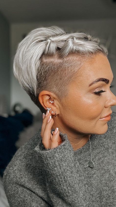 𝙹𝚎𝚗 𝙲𝚞𝚛𝚗𝚘𝚠 | I’d be nothing without my hairdresser and @redken 💁🏼‍♀️ #greyhair #silverhair #hairstyles #haircuts #shorthairgirl #shavedsides… | Instagram Shaved Woman Hair, How To Style Mohawk, Hair Color Ideas Short Hair Pixie Cuts, Women Shaved Head Hairstyles, Short Platinum Blonde Hair Pixie, Extra Short Hairstyle Women, Short Spiked Hair For Women Over 50, Pixie Updo Ideas, Super Short Pixie Shaved Sides