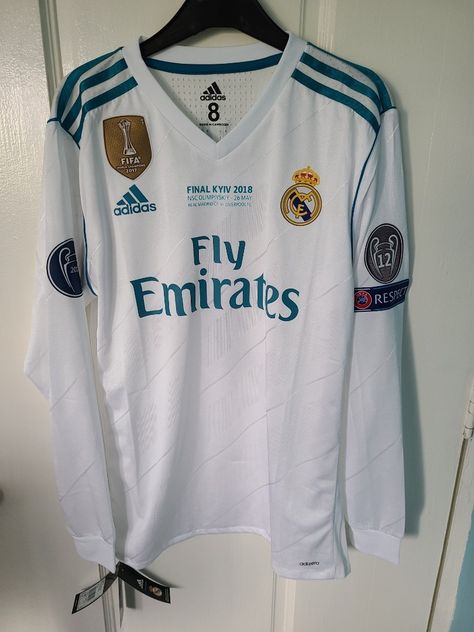 Ronaldo Kit, Cristiano Ronaldo Jersey, Real Madrid Cr7, Real Madrid Kit, Ronaldo Jersey, Football Dress, Cr7 Messi, Ronaldo Videos, Vintage Football Shirts