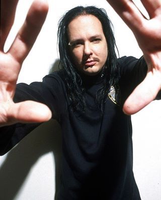 JD Jon Davis, John Davis, Silly Bands, Jonathan Davis, Limp Bizkit, Music Do, Band Humor, All In The Family, My Place