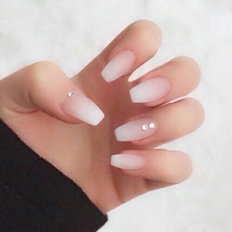 French Fade Nails, Neutral Nails Acrylic, Stars Nails, Faded Nails, Baby Boomers Nails, Unghie Sfumate, Matte Nail, Easy Nails, Pink Nail Art