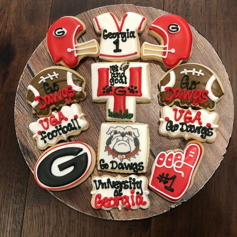 University of a Georgia | Etsy Bulldog Cookies, College Cookies, Desert Inspo, Royal Icing Sugar Cookies, Single Cookie, Sports Cookies, Icing Sugar Cookies, College Vibes, School Cookies