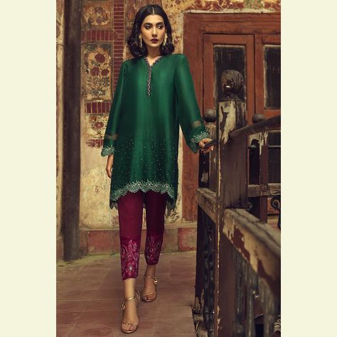 Full Sleeve Dress, Full Sleeves Dress, Deep Emerald Green, Pakistani Fashion Casual, Trouser Suit, Pakistani Wedding Outfits, Beads Work, Desi Clothes, Indian Attire