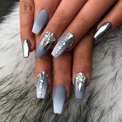 Grey Matte Nails, Grey Nail Art, Grey Nail Designs, Silver Nail, Nails Design With Rhinestones, Gray Nails, Diamond Nails, Silver Nails, Coffin Nails Designs