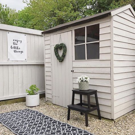 My shed has had a make over, I chose Cuprinol Natural Stone as I love neutral colours. Iv also started to paint my fence the same colour,… Bungalows Ideas, Cuprinol Natural Stone, Shed Paint Colours, Garden Boundary, Garden Fence Paint, Terrace Backyard, Garden Styling, Cuprinol Garden Shades, Orangery Extension