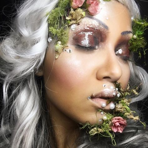 Shaina Eve | Artist on Instagram: “"Moss and flowers " @michaelsstores . "Swarovski crystal" @mjtrimming . "Flash palette" @makeupforeverus . "Clear as glass" studio eye…”#halloween #halloweeninspired #halloweenmakeup #halloweenartist #paintingfaces #bodypaint #artist #painter #cosplay #mothernature Moss Makeup Looks, Moss Makeup, Moss And Flowers, Theater Makeup, Theatre Makeup, Special Effects Makeup, Glass Studio, Fantasy Makeup, Artist On Instagram