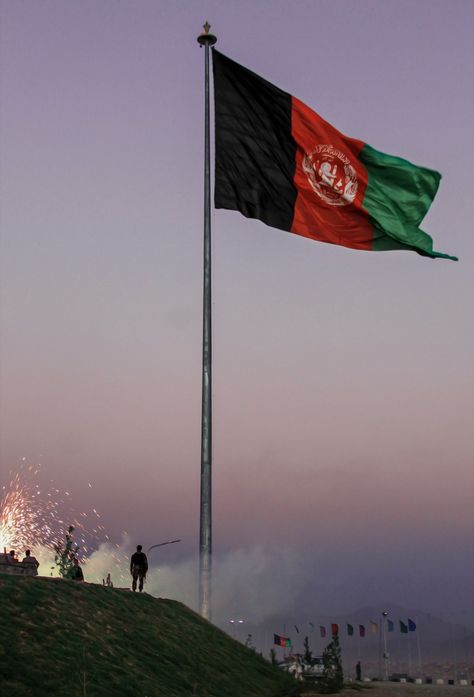 Afghanistan Wallpaper, Afghanistan Aesthetic, Flag Afghanistan, Noah Core, Afghanistan Cricket, Afghan Flag, Afghanistan Photography, Iran Flag, Afghanistan Culture