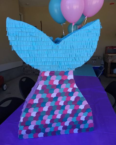 DIY birthday mermaid piñata tutorial Mermaid Pinata Diy How To Make, Mermaid Birthday Party Pinata, Mermaid Party Pinata, Diy Mermaid Pinata, Diy Mermaid Birthday Party, Mermaid Pinata, Pinata Ideas, Pinata Diy, Mermaid Birthday Decorations