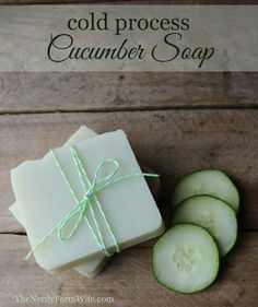 This cold process cucumber soap is a palm-free alternative to my original Cucumber Borage Soap. When creating this recipe, I started with my standard base of skin loving olive oil, plus a generous amount of coconut oil for great lather and hardness. (If you're allergic to coconut, try using babassu oil instead.) I then added some rice bran oil, since I've really been loving it in my soaps lately - it's a nourishing oil, rich in vitamin E, and makes Cucumber Candle, Cucumber Soap, Health Coconut Oil, Savon Diy, Săpunuri Handmade, Cold Process Soap Recipes, Soap Making Recipes, Diy Soaps, French Green Clay