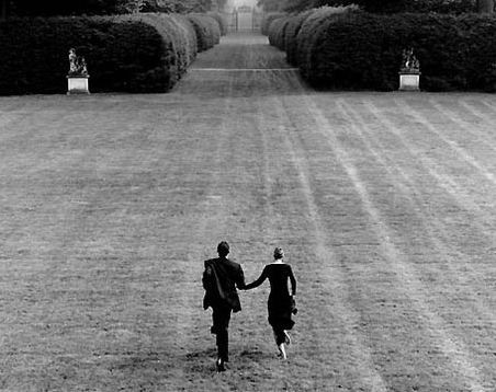 freeeee Rodney Smith, Couple Running, Oscar Wilde, Love Is In The Air, Couple Shoot, Two People, Happy Weekend, Vincent Van Gogh, Black And White Photography