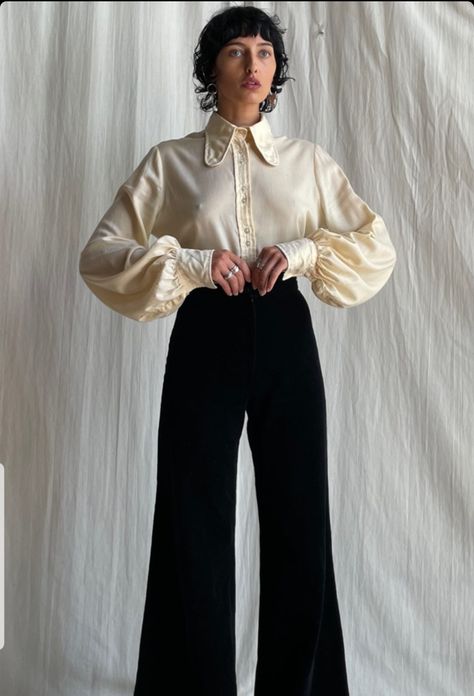 White Collared Shirt Puffy Sleeves, Puffy Sleeve Button Up, Bishop Sleeve Outfit, Big Sleeve Shirt, Puff Sleeve Blazer Outfit, Puffy Sleeve Reference, White Blouse Puffy Sleeves, Puffy Blouse Outfit, Enby Wedding Outfit