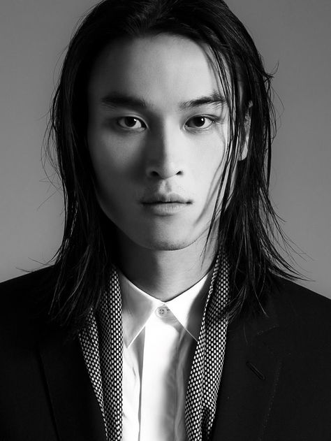 Asian Guys With Long Hair Asian Long Hair, Asian Male Model, Asian Haircut, Asian Men Hairstyle, Aleister Crowley, Asian Man, Cute Asian Guys, Long Black Hair, Japanese Men