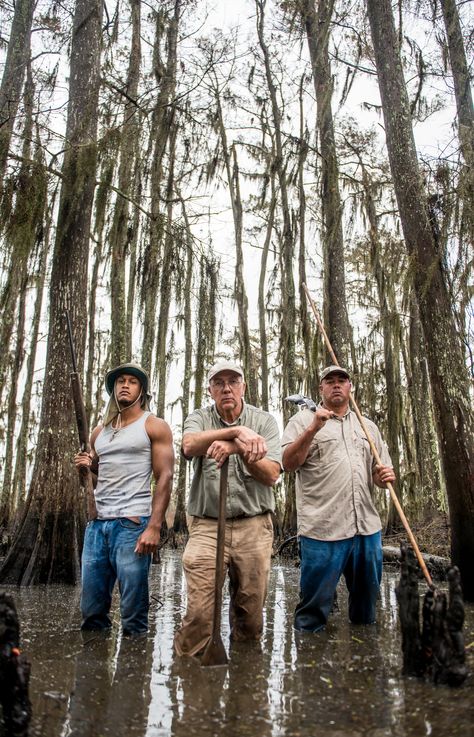 EDGAR FAMILY FROM SWAMP PEOPLE Swamp Photoshoot, Cajun People, Swamp People, Louisiana Creole, Louisiana Swamp, Family Boards, Family Board, African American Culture, French Culture