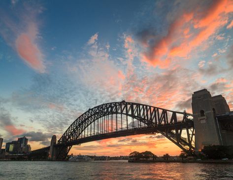 Sydney Travel, Harbor Bridge, Visit Sydney, Harbour Bridge, Visit Australia, Sydney Harbour, The Blue Mountains, Best Sunset, Instagrammable Places