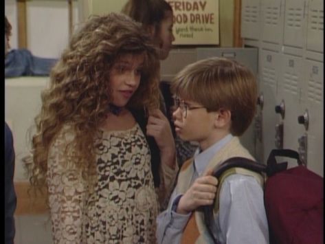 Topanga Lawrence Season 1, Topanga Lawrence Outfits, Topanga Lawrence, Dramatic Romantic, Class Dismissed, Random Fashion, Risky Business, Tv Show Outfits, Hair Icon