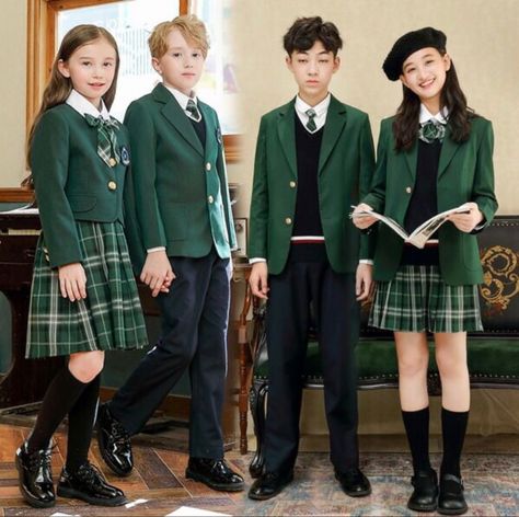 Private School Uniforms, Santa Helena, Scout Uniform, School Uniform Kids, School Uniform Fashion, School Uniform Outfits, Nct Johnny, Boys School Uniform, Office Outfits Women