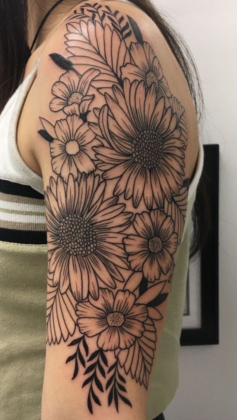 One day I'll convince my best friend to get this!!! Kikoo tats ❗️ Tortoise Tattoos, Tattoo Clock, Belly Button Tattoos, Plumeria Tattoo, Button Tattoo, Sunflower Tattoo Sleeve, Piece Tattoo, Inner Forearm Tattoo, Wildflower Tattoo