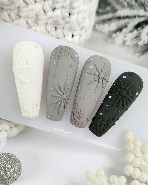 Glossy Sweater Nails, Textured Christmas Nails, Winter Holiday Nails 2023, Winter Nails2023, Glitter Sweater Nails, Nails Efecto Sueter, Sweater Print Nails, Sweater Christmas Nails, Sweater Nails Fall