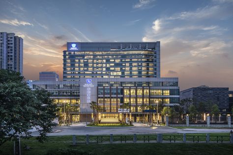 Birthing Suite, United Family, Commercial Design Exterior, Hospital Architecture, Key Projects, Neonatal Intensive Care Unit, Family Medicine, Guangzhou China, Intensive Care Unit