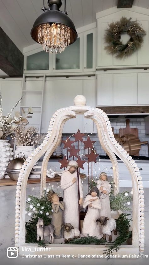 How To Display Willow Tree Figurines, Willow Tree Decor Ideas, Nativity On Mantle, Willow Tree Angel Display Ideas, Willow Tree Nativity Set Display Ideas, Willow Tree Figurines Display Ideas, Nativity Scene Display Ideas, Willow Tree Nativity Display Ideas, Nativity Display Ideas