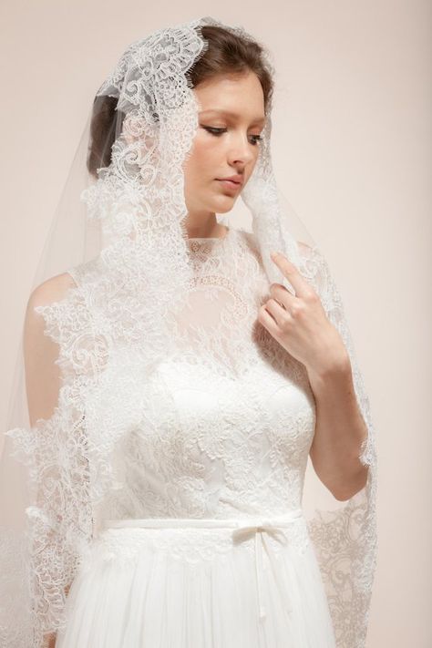 Wedding veil, bridal veil, Mantilla Veil, lace bridal veil, bridal veil with wide French lace trim - Wedding Veil Lace, Lace Mantilla Veil, Wedding Dress Topper, Elbow Length Veil, Elegant Veils, Ivory Wedding Veils, Lace Wedding Veil, Lace Veils Bridal, Veil Cathedral