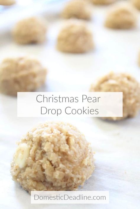 Christmas Pear Dessert, Pear Baked Goods, Pear Cookies Recipes, Easy Pear Recipes, Pear Cookies, Xmas Bakes, Daycare Recipes, Christmas Pear, Squash Chili