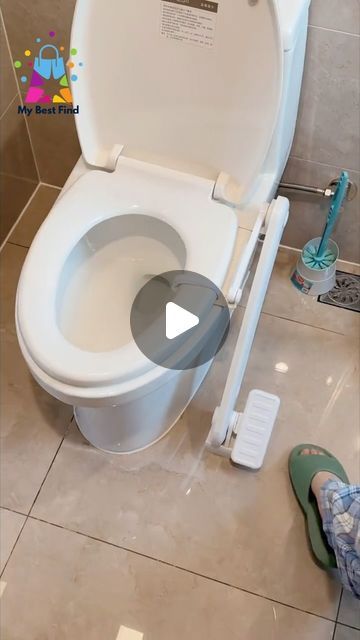 Malaysia Best Find 🇲🇾 on Instagram: "Toilet Cover Lifter 🚽

Link in Bio [1909]" Putz Hacks, Toilet Cleaning Hacks, Outdoor Shower Diy, Small Bathroom Ideas Modern, Bathroom Decor Ideas Colors, Bathroom Remodel With Tub, Tiny Bathrooms, Tiny House Movement, Kitchen Cabinet Organization