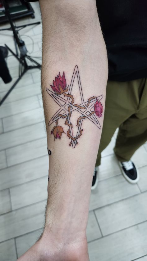 Bring Me The Horizon Tattoo, Horizon Tattoo, Bmth Tattoo, Scarecrow Tattoo, Forget Me Not Tattoo, Mother Tattoos For Children, Matching Tats, Tattoo Filler, Blackout Tattoo