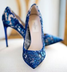 Blue Lace Wedding Shoes | 9 Beautiful Pairs of Bridal Shoes Blue Bridal Shoes, Hak Tinggi, Blue Wedding Shoes, Wedding Shoes Lace, Lace Heels, Blue Heels, Bride Shoes, Prom Shoes, Fabulous Shoes