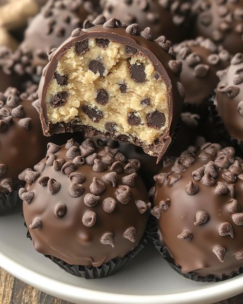 Chocolate Chip Cookie Dough Truffles - DecorWithEva Chocolate Appetizers, Christmas Cookie Dough, Chocolate Chip Cookie Dough Truffles, Truffle Cookies, Ultimate Chocolate Chip Cookie, Cookie Dough Truffles, Edible Cookie Dough, Truffle Recipe Chocolate, Truffle Recipe