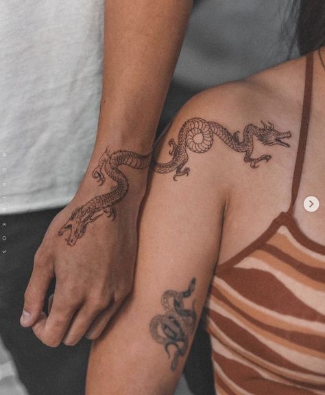 Dragon Tattoo For Couples, Tattoo That Symbolizes Family, Siblings Tattoo For 3, Infinity Tattoos For Couples, Unique Infinity Tattoo, Matching Tattoos For Siblings, Infinity Couple Tattoos, Tattoos For Couples, Couple Matching Tattoo