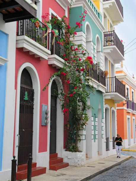 World's Best Old San Juan Stock Pictures, Photos, and Images - Getty Images Puerto Rico Houses Exterior, Puerto Rican Architecture, Old San Juan Puerto Rico Aesthetic, San Juan Aesthetic, Puerto Rico House, Carribean House, Pr Aesthetic, Caribbean Houses, Mexico Town